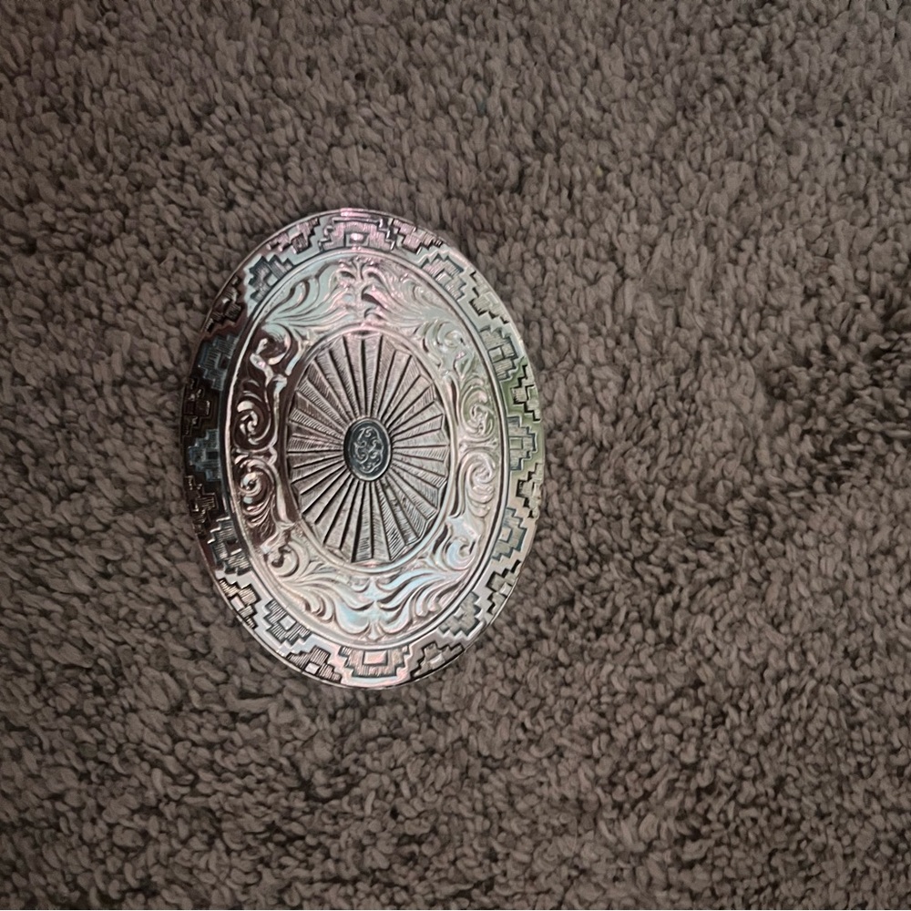 Silver women’s belt buckle